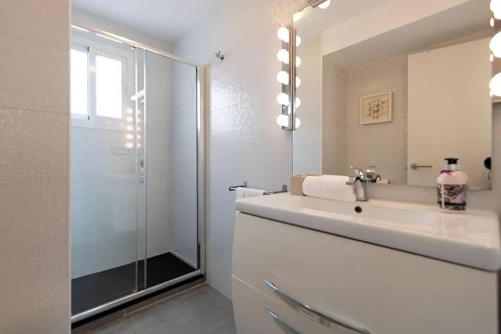 Triana Maestro Deluxe By Valcambre Apartment Seville