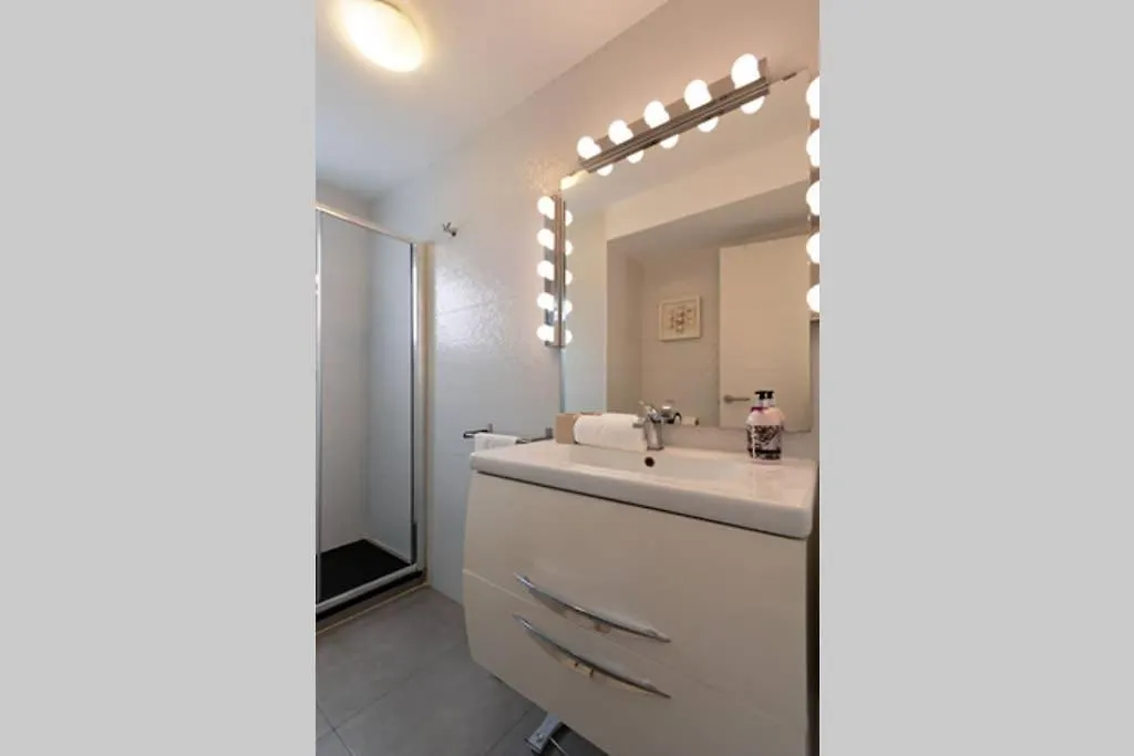 Triana Maestro Deluxe By Valcambre Apartment Seville Spain